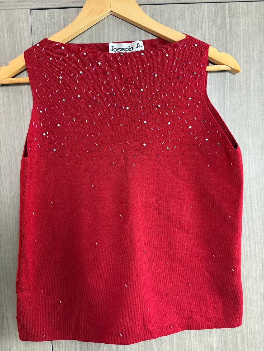 Joseph A 1990s sequined red sleeveless silk top women's size extra large NEW